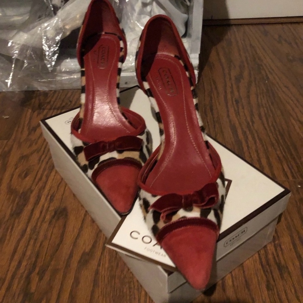 Coach calf  hair Leopard-Print Red Pointed-Toe D'Orsay Pumps - Picture 2 of 5